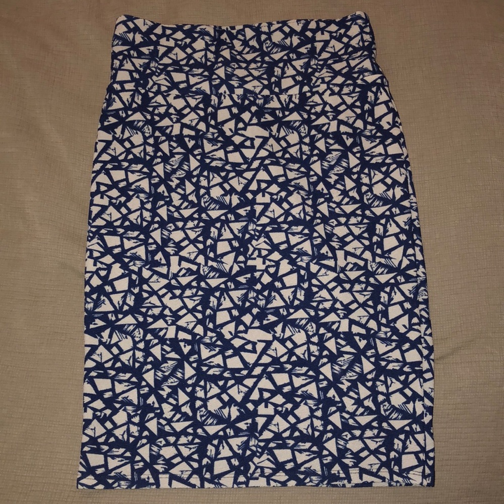 Lularoe Cassie- EUC